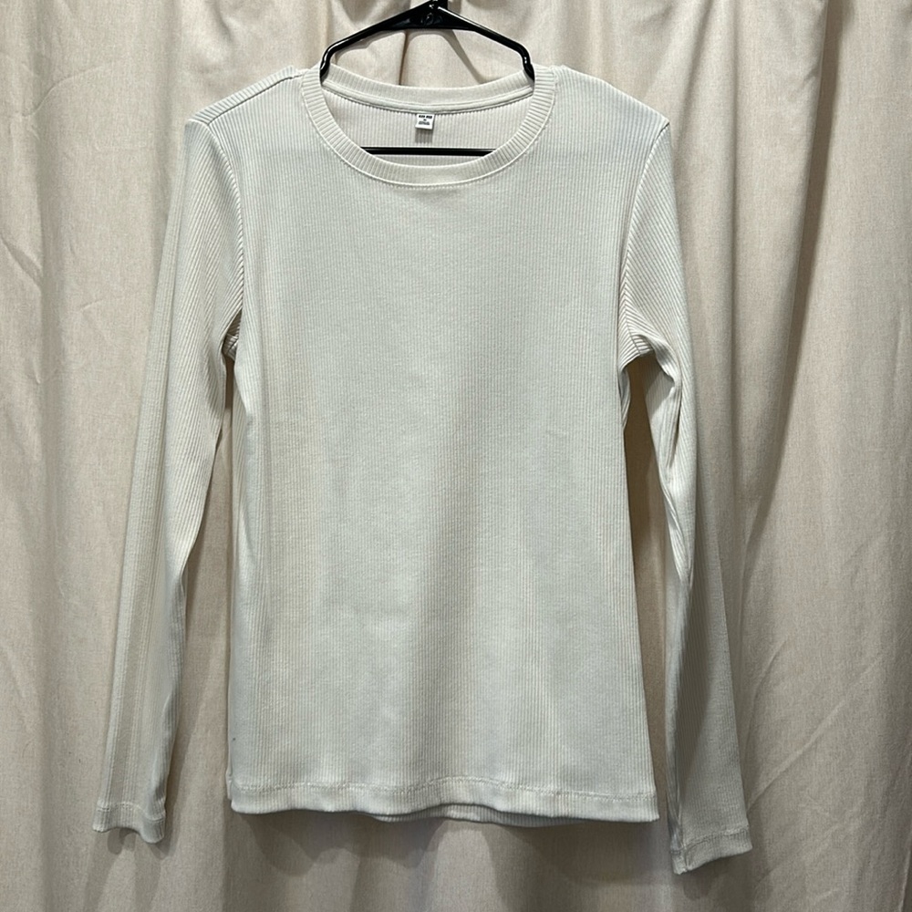 Uniqlo Long Sleeve Tee - Cream